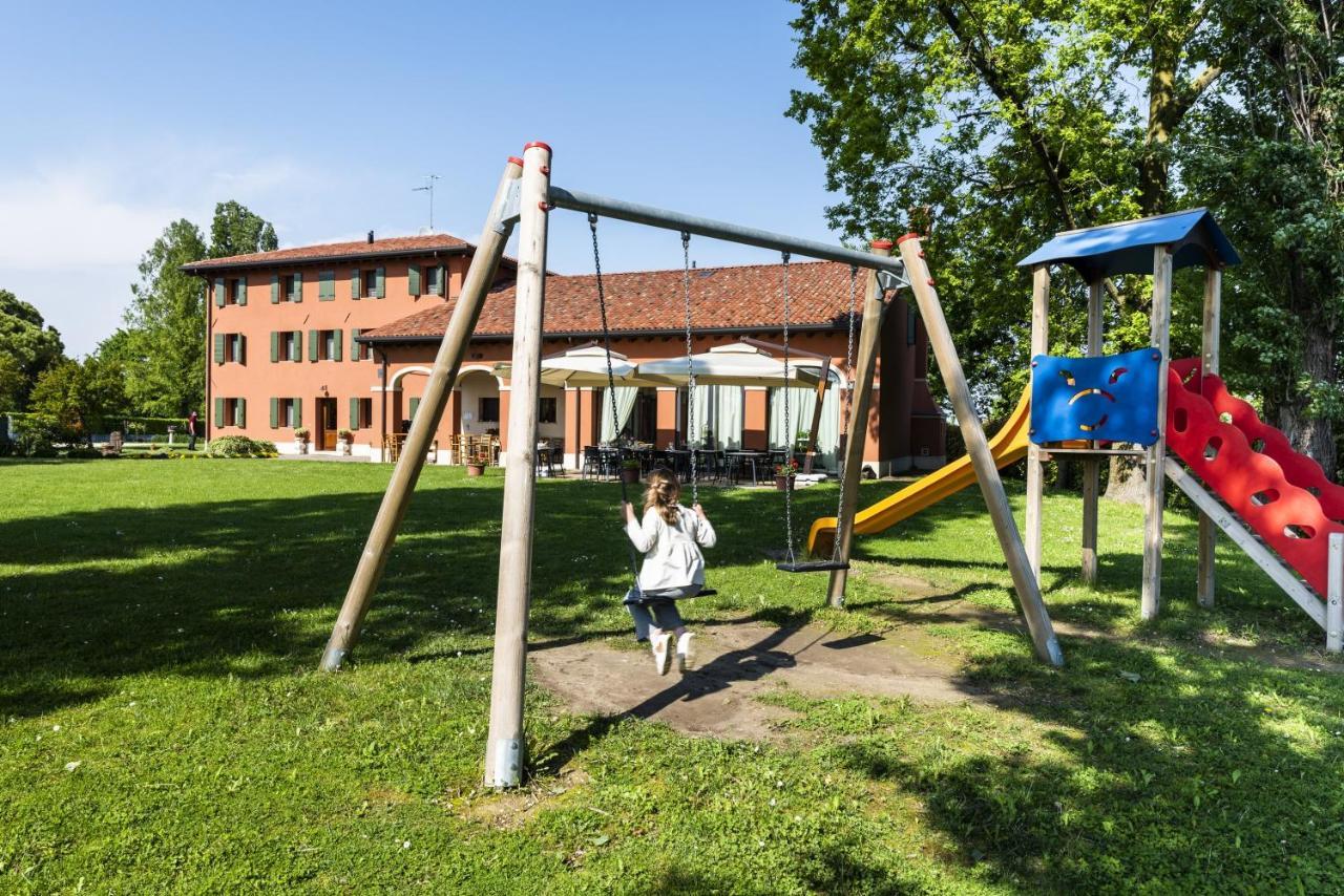 ポルトグルアーロ Agriturismo Noiariヴィラ エクステリア 写真